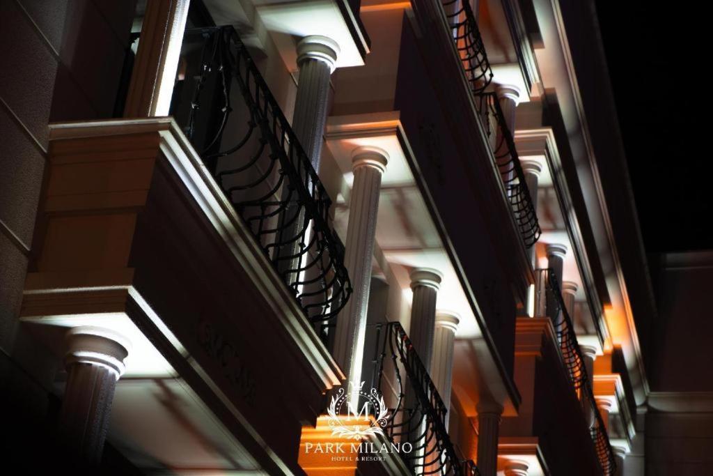 Park Milano Hotel Izmir Eksteriør billede