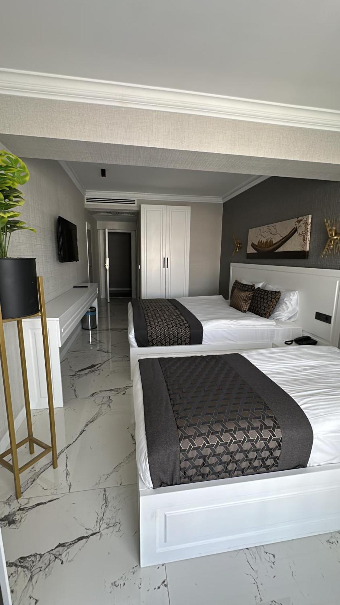 Park Milano Hotel Izmir Eksteriør billede